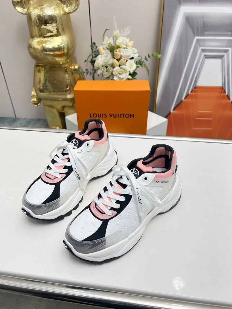 Louis Vuitton Low Shoes UrbanChic 30759