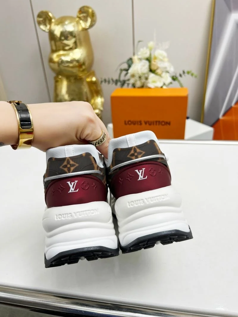 Original Louis Vuitton Low Shoes 30743