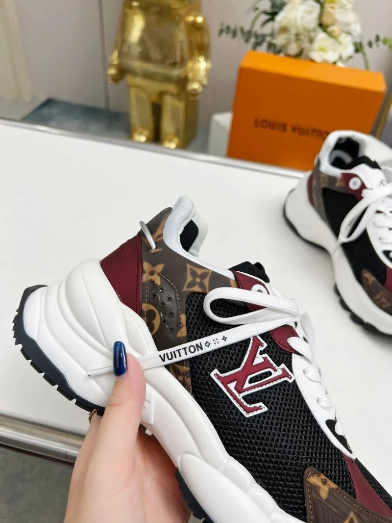 Original Louis Vuitton Low Shoes 30743