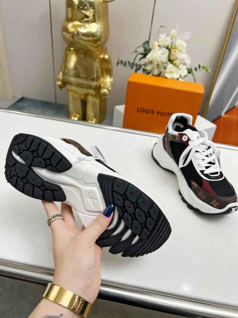 Original Louis Vuitton Low Shoes 30743