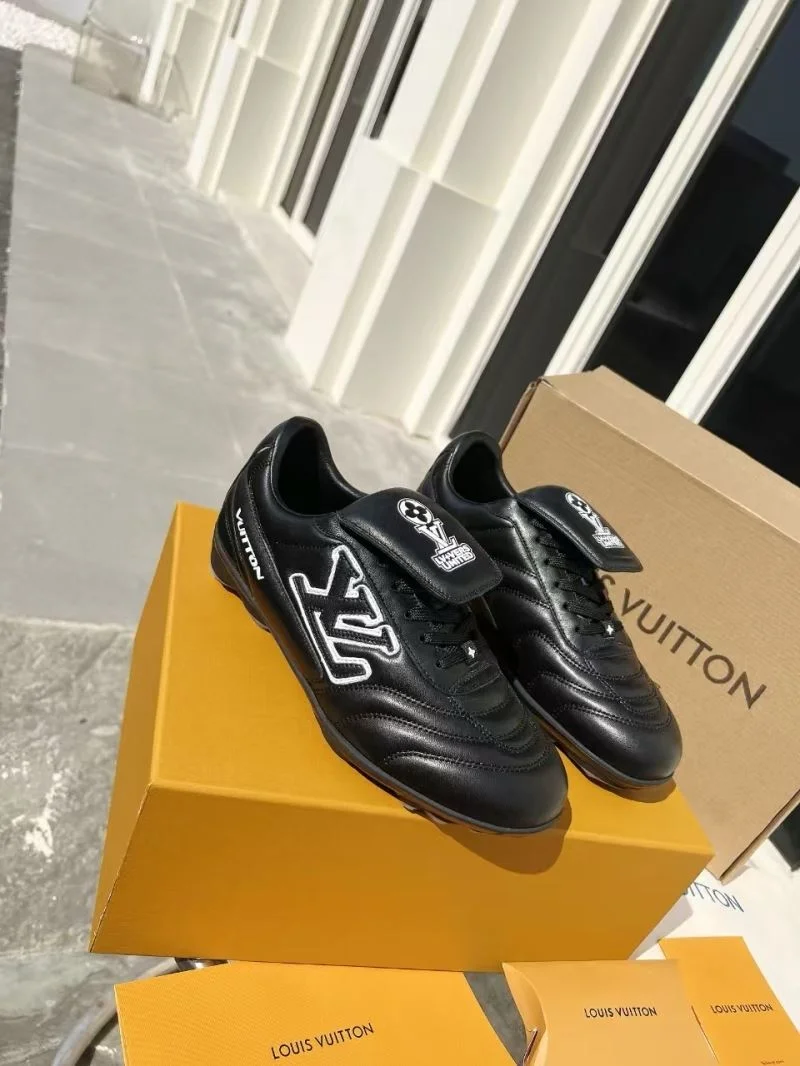 Louis Vuitton Low Shoes ModernLook 30760