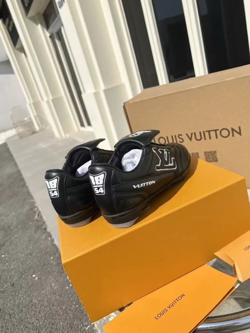 Louis Vuitton Low Shoes ModernLook 30760