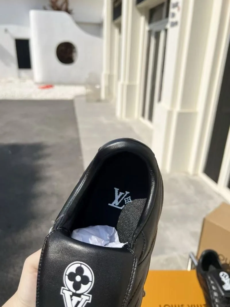 Louis Vuitton Low Shoes ModernLook 30760
