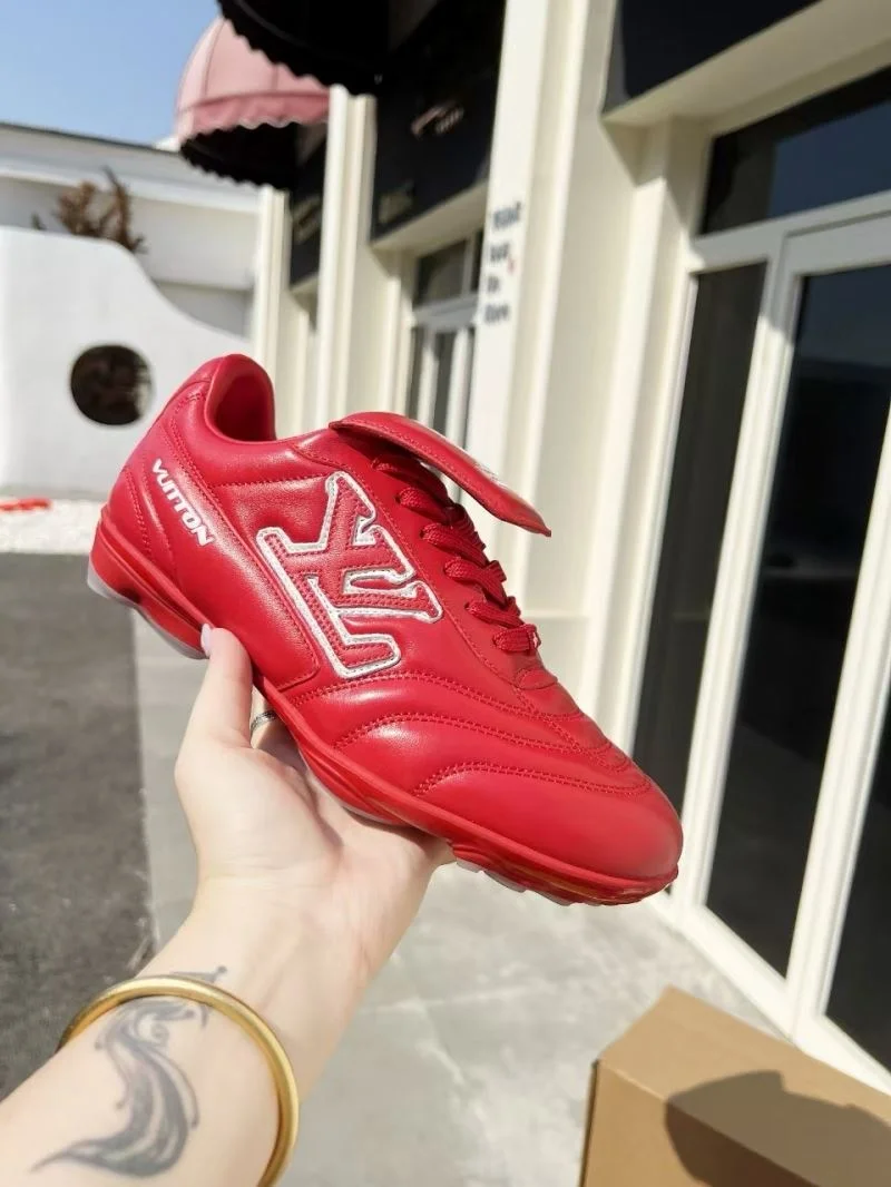 Bright Louis Vuitton Low Shoes 30770