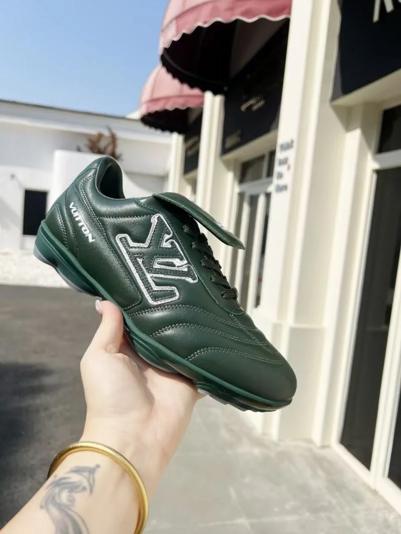 Louis Vuitton Low Shoes Lightweight 30756