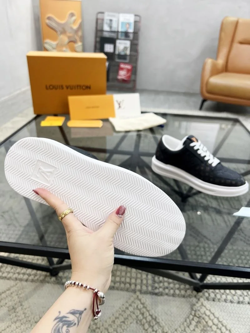 Louis Vuitton Low Shoes ModernLook 30768