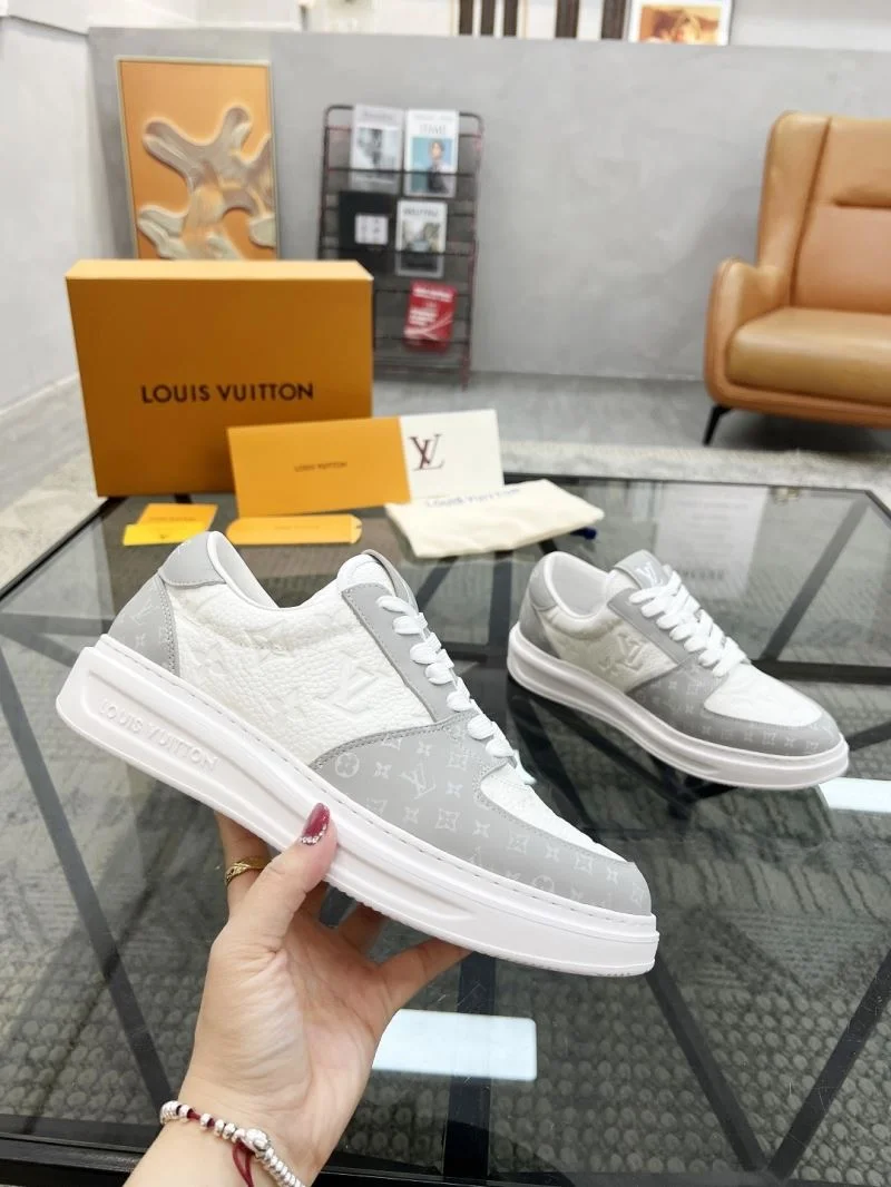 Packable Louis Vuitton Low Shoes 30767