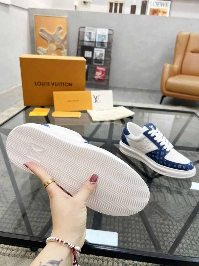 Functional Louis Vuitton Low Shoes 30754