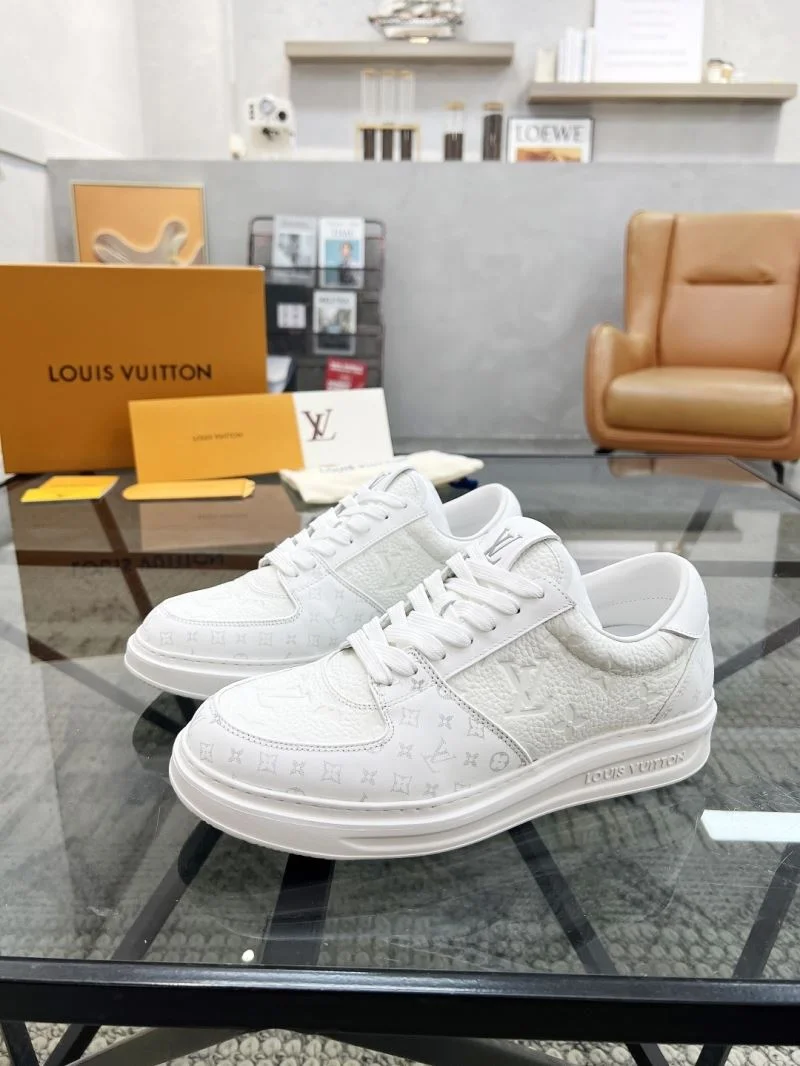 GoodFit Louis Vuitton Low Shoes 30771