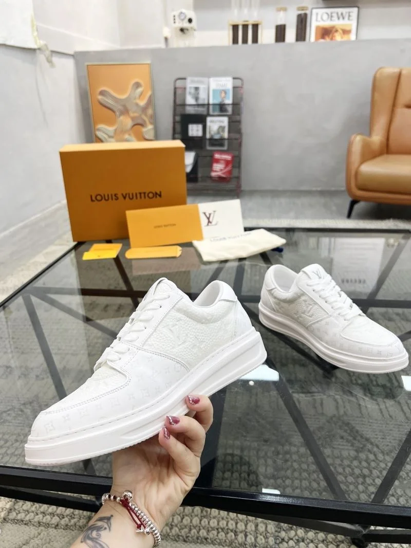 GoodFit Louis Vuitton Low Shoes 30771