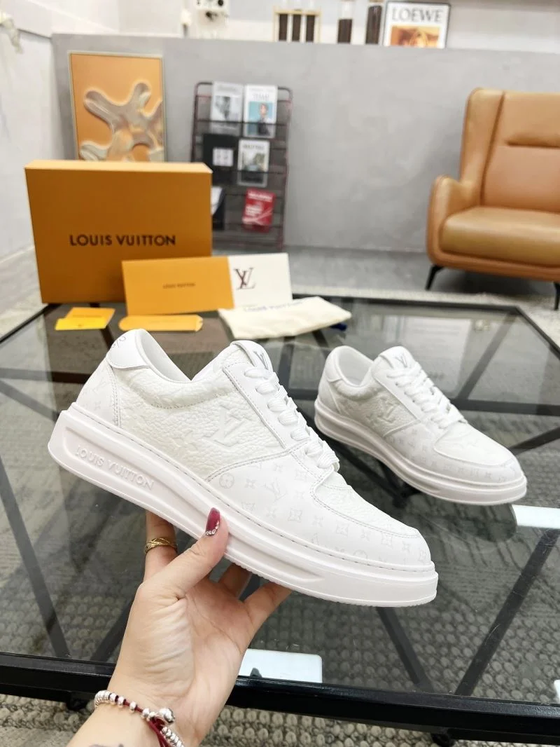 GoodFit Louis Vuitton Low Shoes 30771