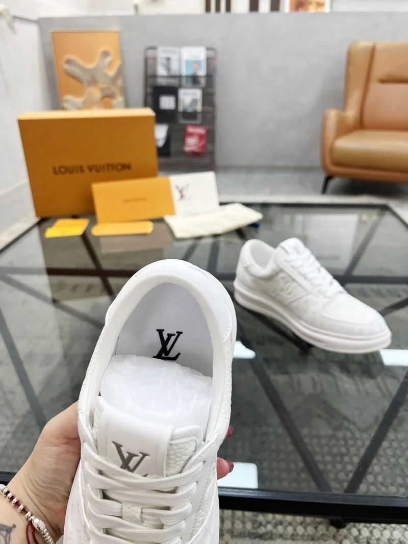 GoodFit Louis Vuitton Low Shoes 30771