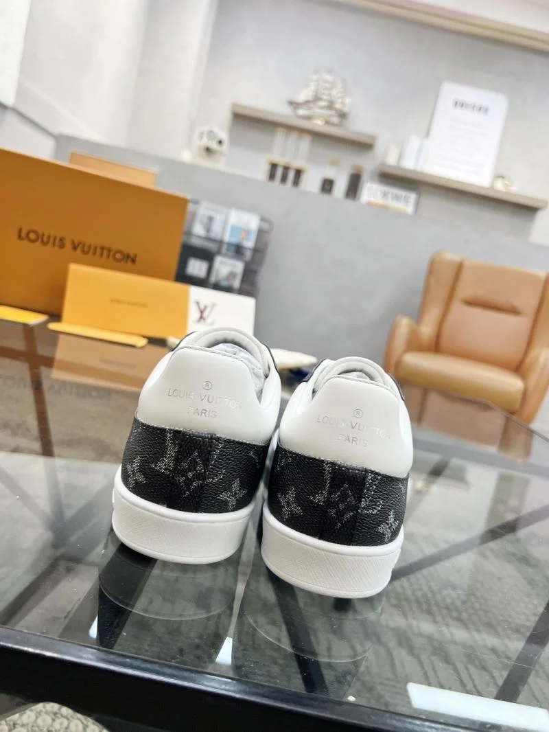 Louis Vuitton Low Shoes FashionForward 30765