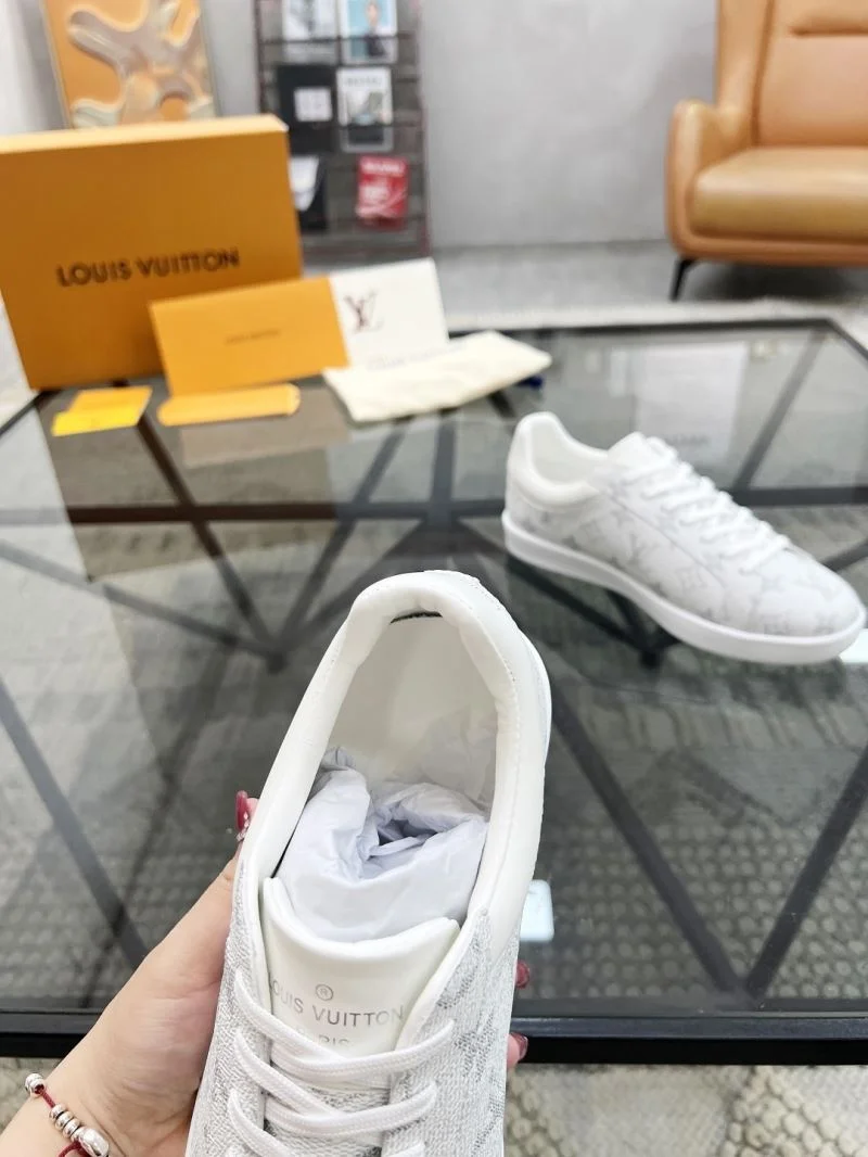 Louis Vuitton Low Shoes Sporty 30757