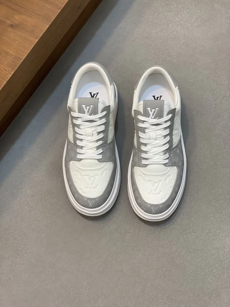 Functional Louis Vuitton Low Shoes 30739