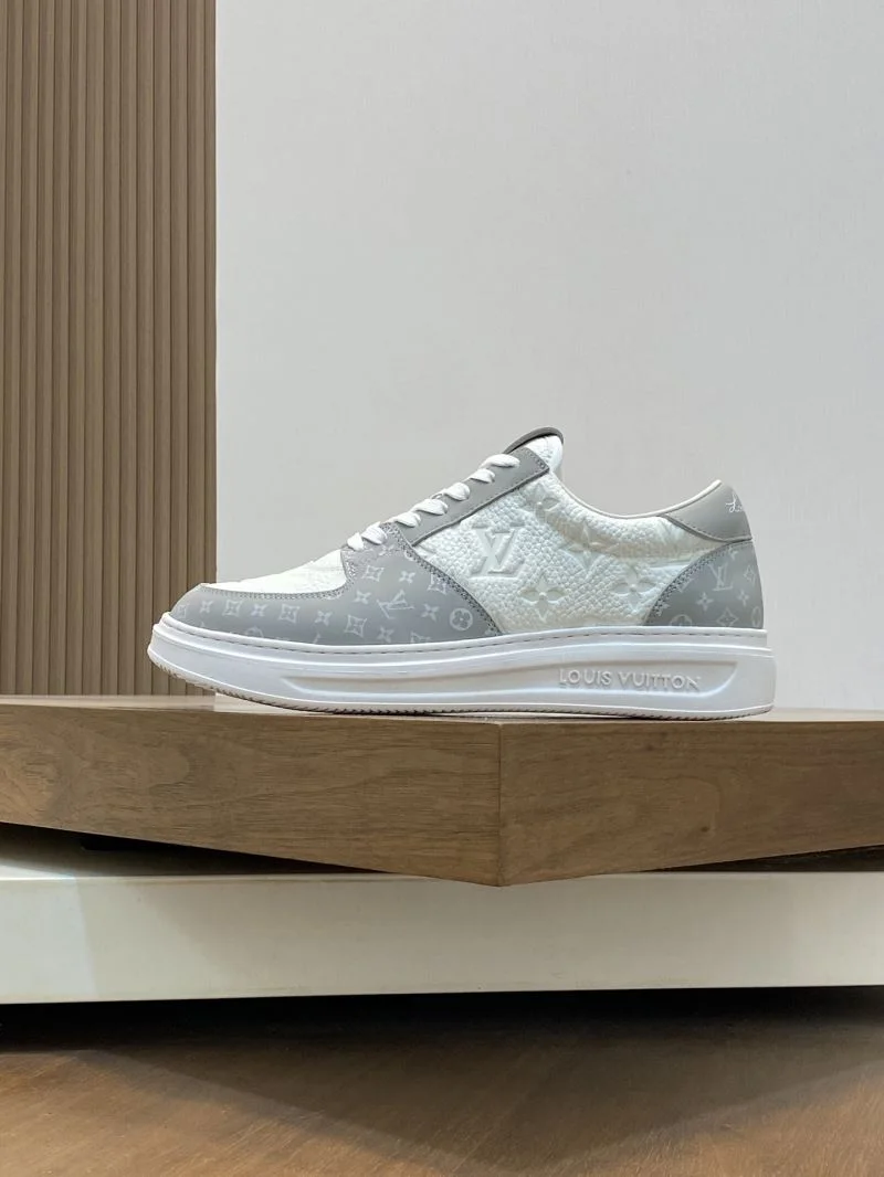 Functional Louis Vuitton Low Shoes 30739