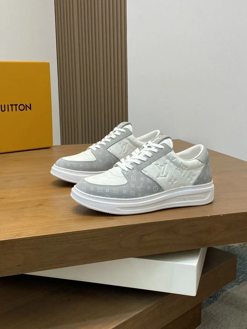 Functional Louis Vuitton Low Shoes 30739