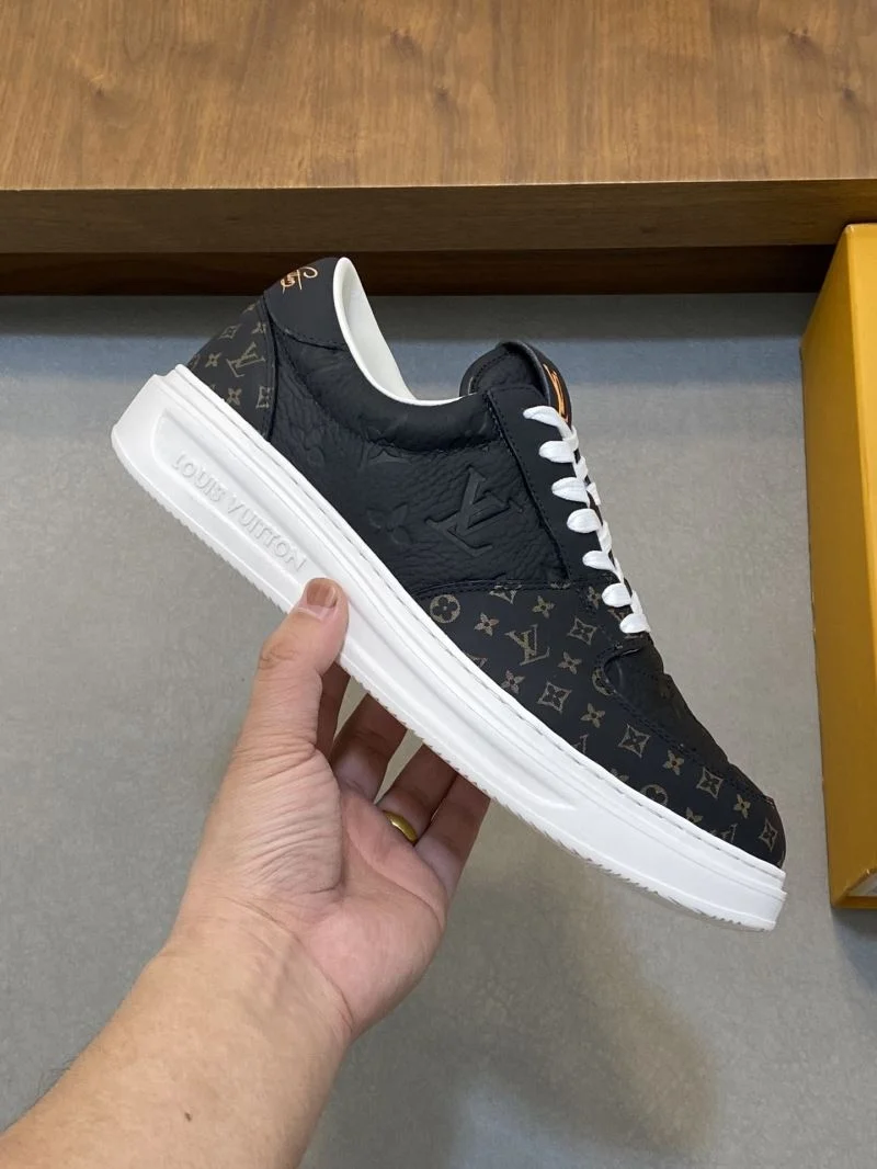 WeatherProof Louis Vuitton Low Shoes 30740