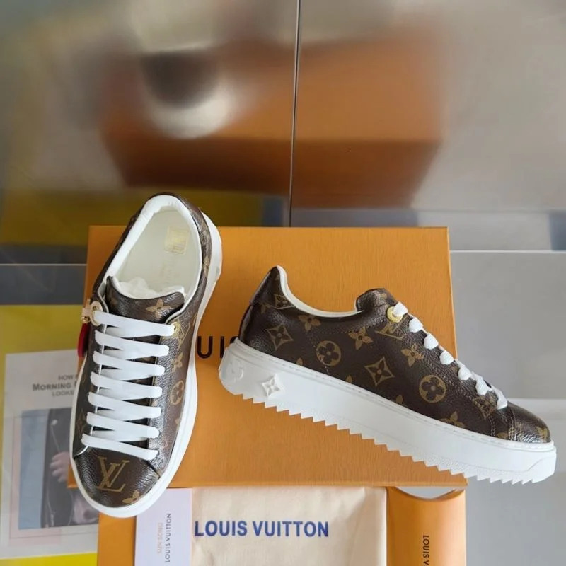 Louis Vuitton Low Shoes MoistureWicking 31646