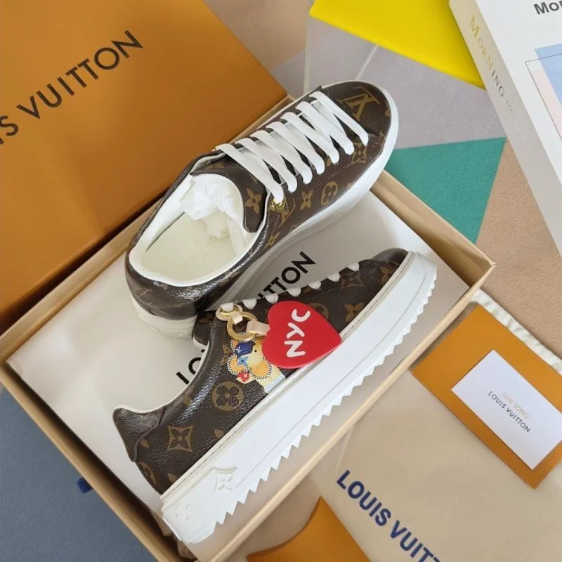 Louis Vuitton Low Shoes MoistureWicking 31646