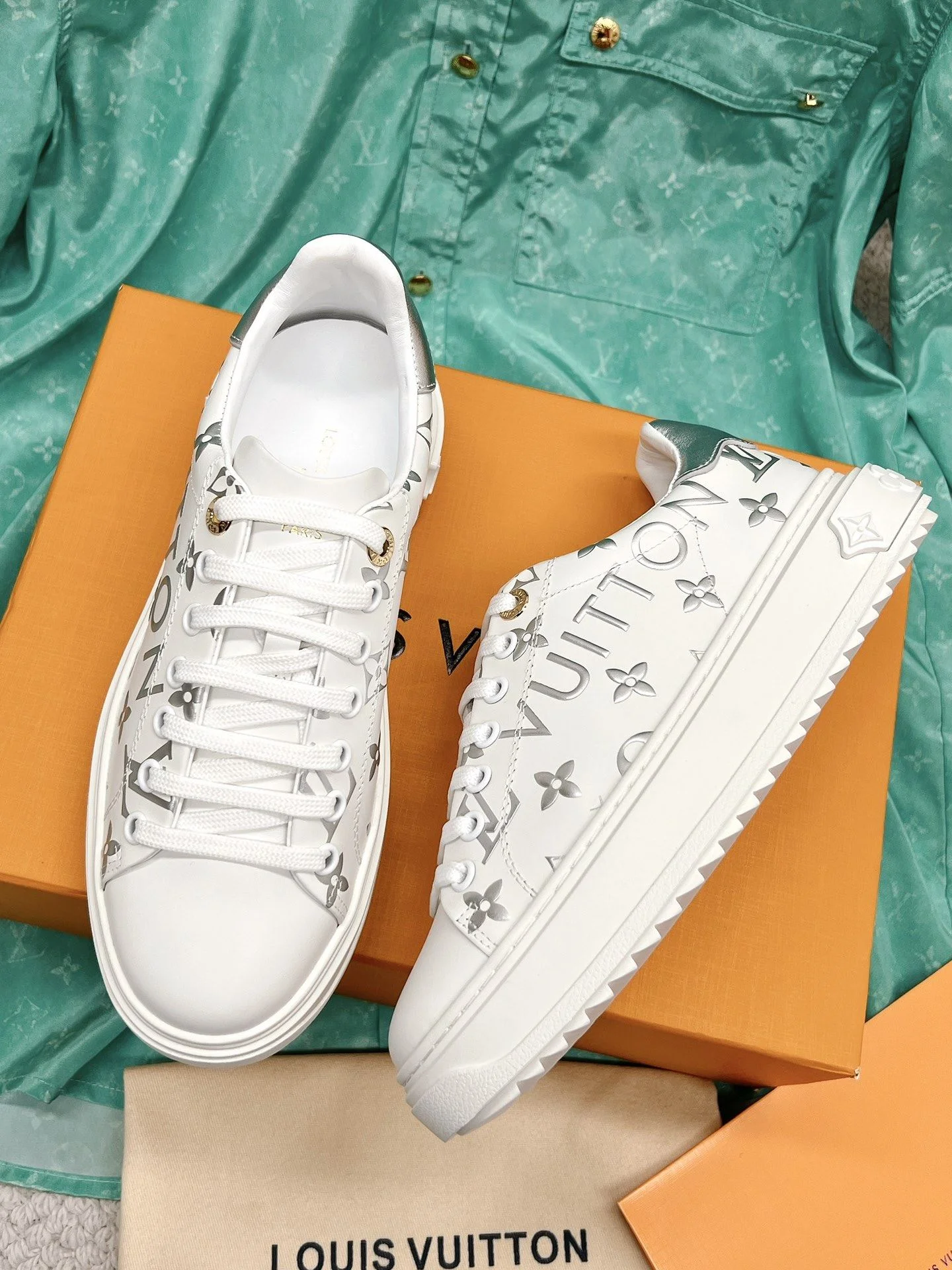 Louis Vuitton Low Shoes Sustainable 31614
