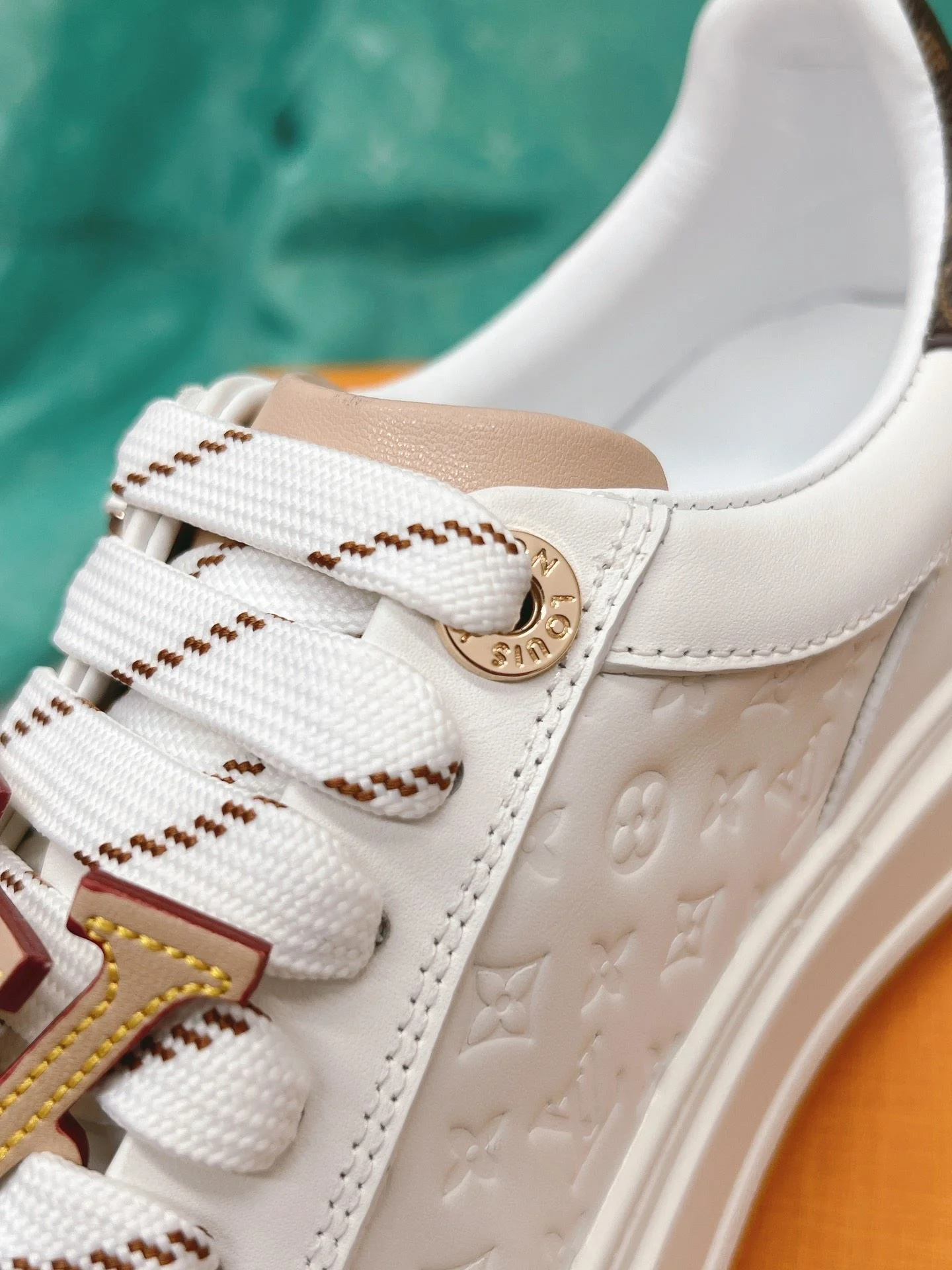 Thermal Louis Vuitton Low Shoes 31621