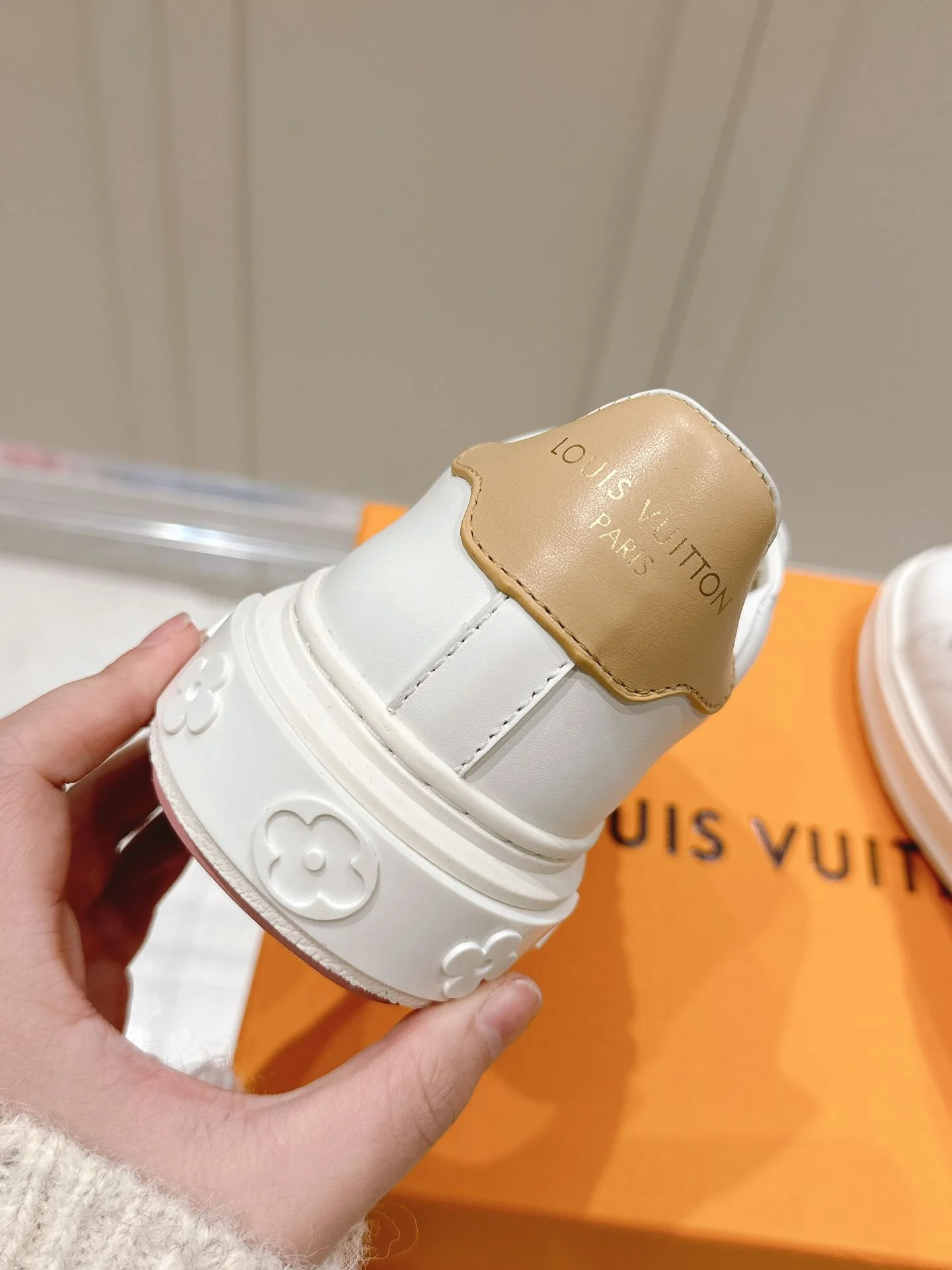 Effortless Louis Vuitton Low Shoes 31625