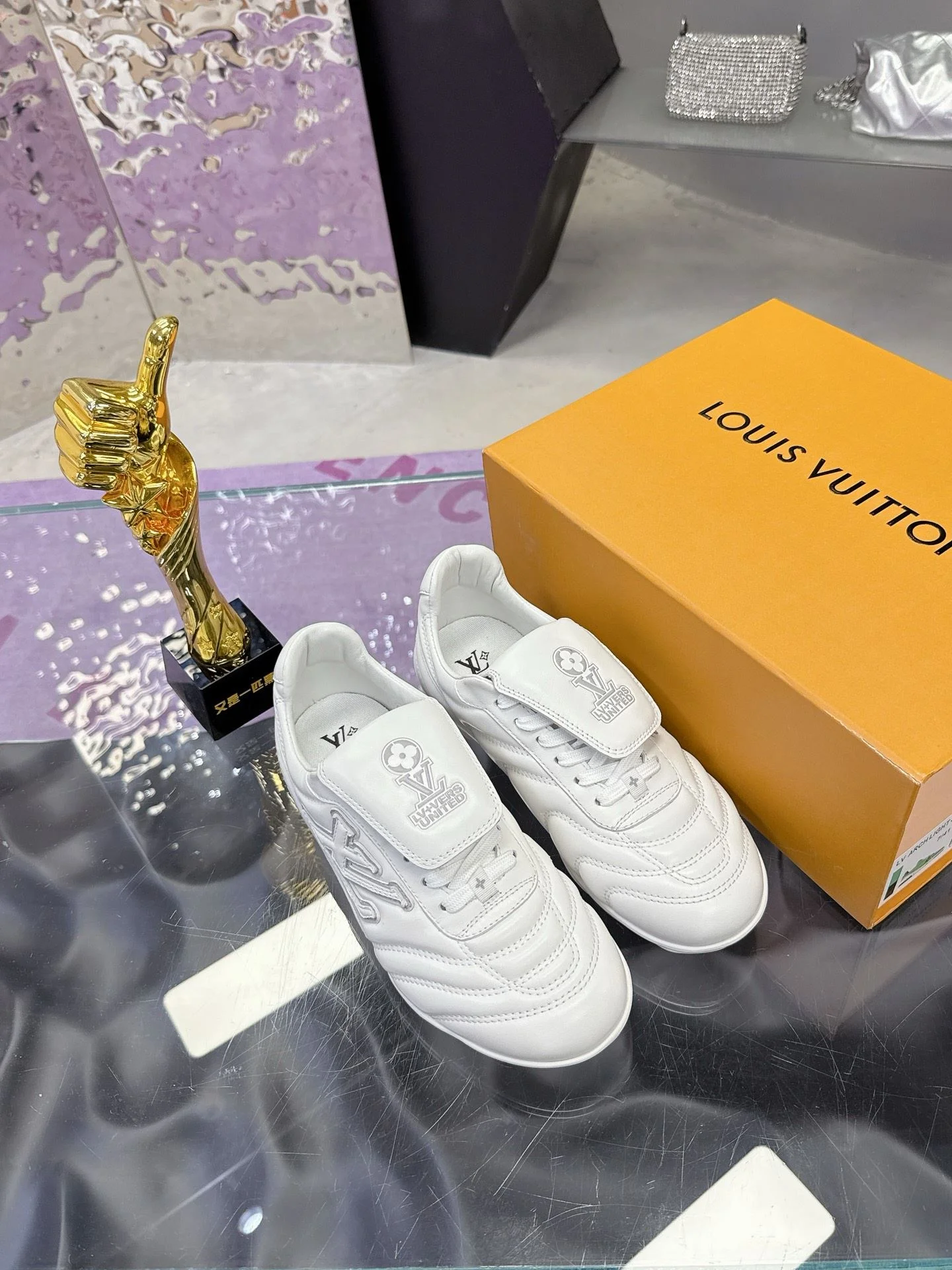Louis Vuitton Low Shoes StreetReady 31632