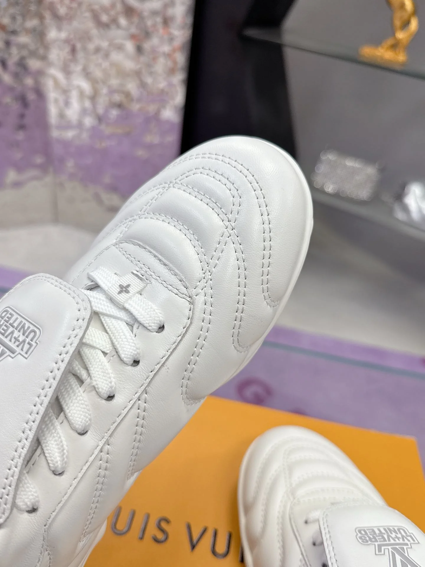 Louis Vuitton Low Shoes StreetReady 31632