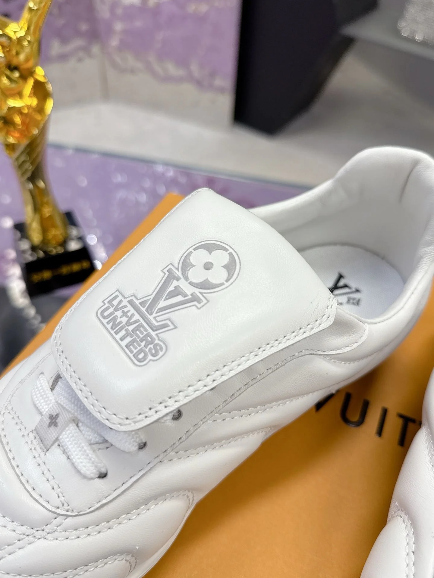 Louis Vuitton Low Shoes StreetReady 31632