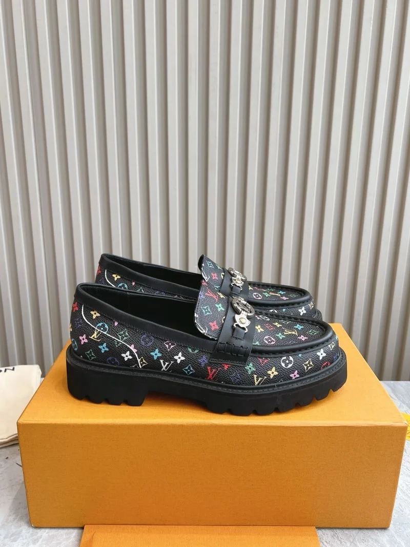 Louis Vuitton Low Shoes Durable 31615