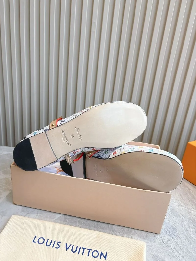 Louis Vuitton Low Shoes Attractive 31611