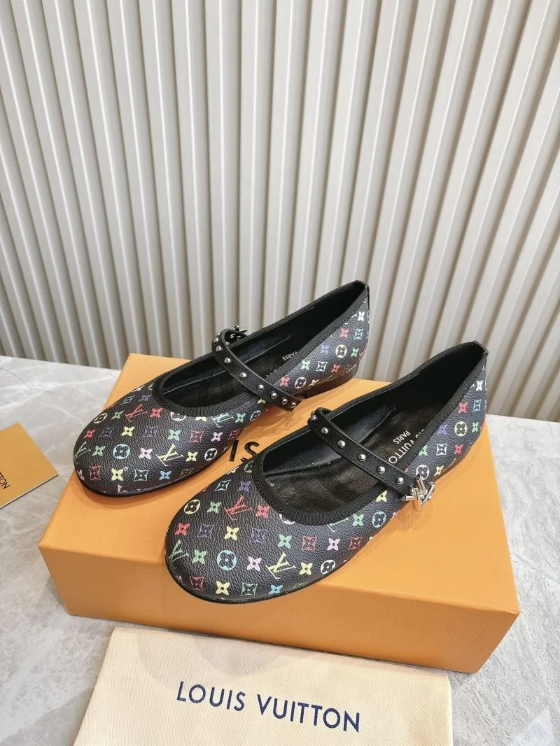 TopPick Louis Vuitton Low Shoes 31619