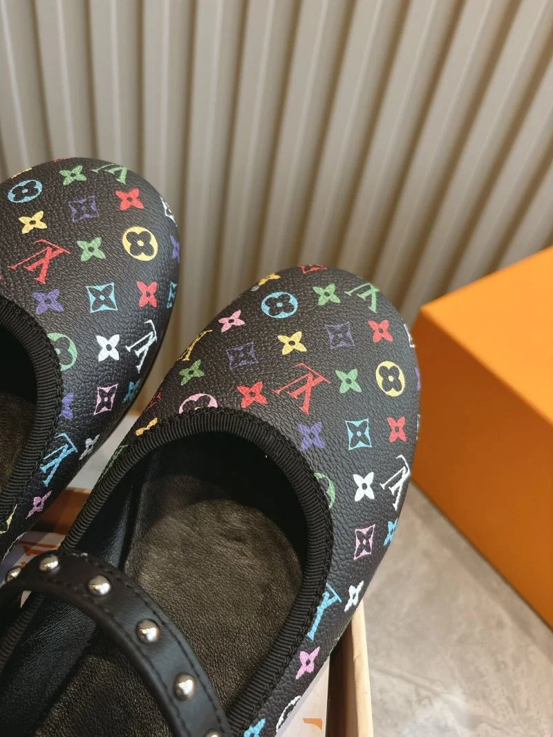 TopPick Louis Vuitton Low Shoes 31619