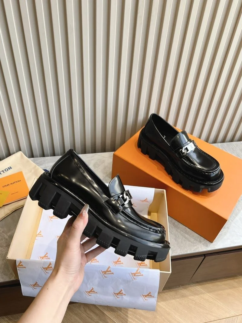 QuickDry Louis Vuitton Low Shoes 31613