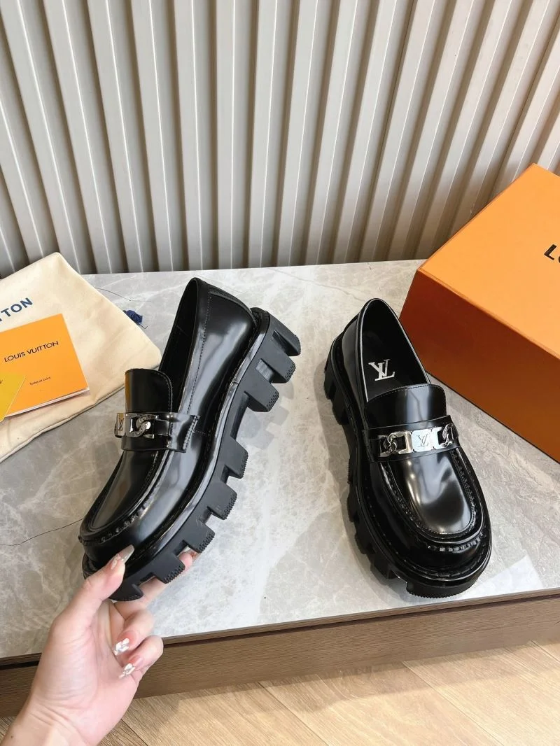 QuickDry Louis Vuitton Low Shoes 31613