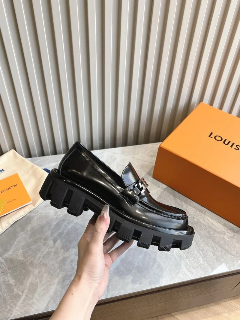 QuickDry Louis Vuitton Low Shoes 31613