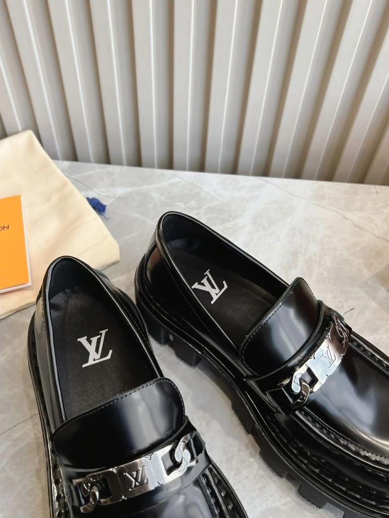 QuickDry Louis Vuitton Low Shoes 31613