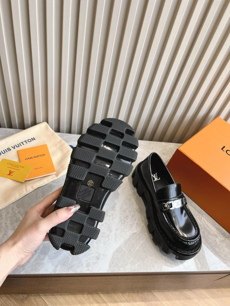 QuickDry Louis Vuitton Low Shoes 31613