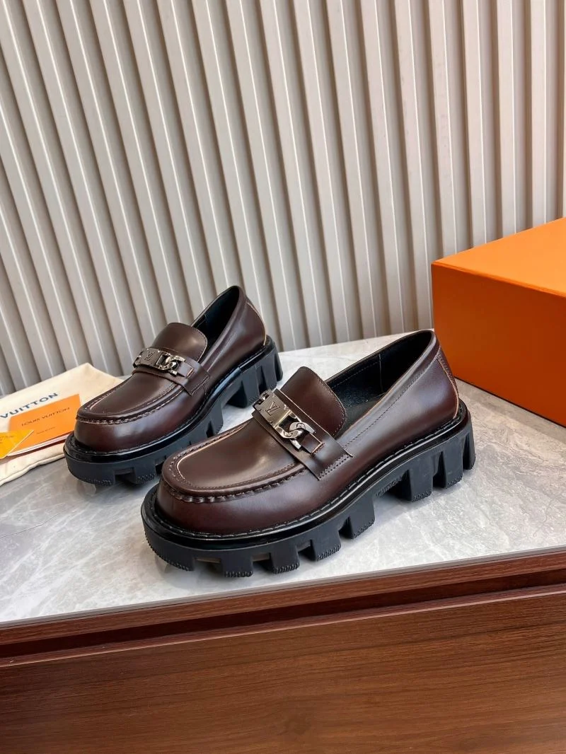 SunProtective Louis Vuitton Low Shoes 31603