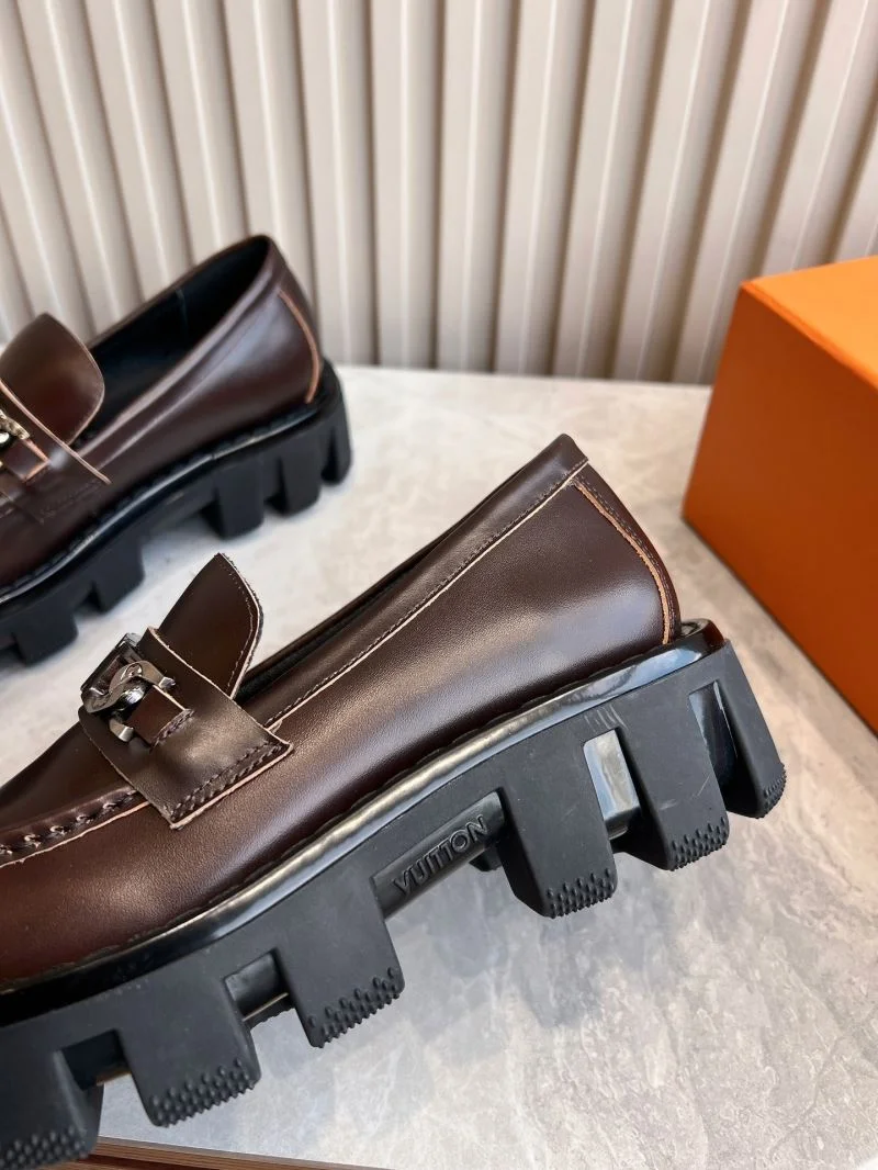 SunProtective Louis Vuitton Low Shoes 31603