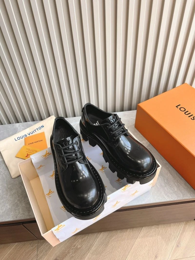 HighPerformance Louis Vuitton Low Shoes 31602