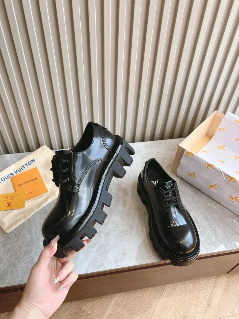 HighPerformance Louis Vuitton Low Shoes 31602