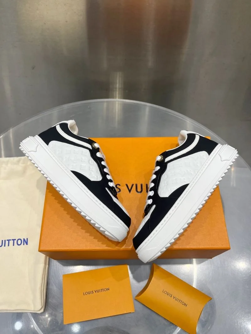 Louis Vuitton Low Shoes MoistureWicking 32334