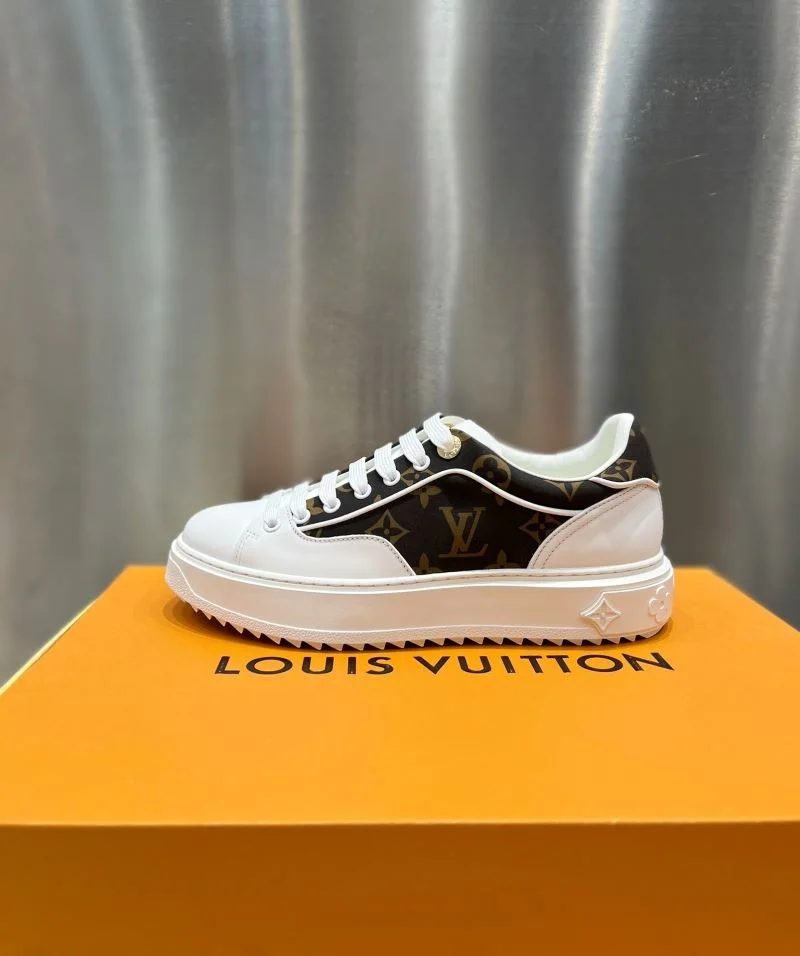 Louis Vuitton Low Shoes Unique 32332