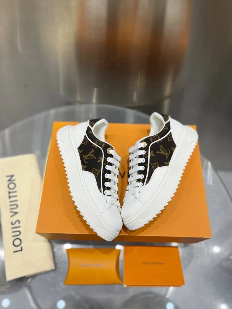 Louis Vuitton Low Shoes Unique 32332