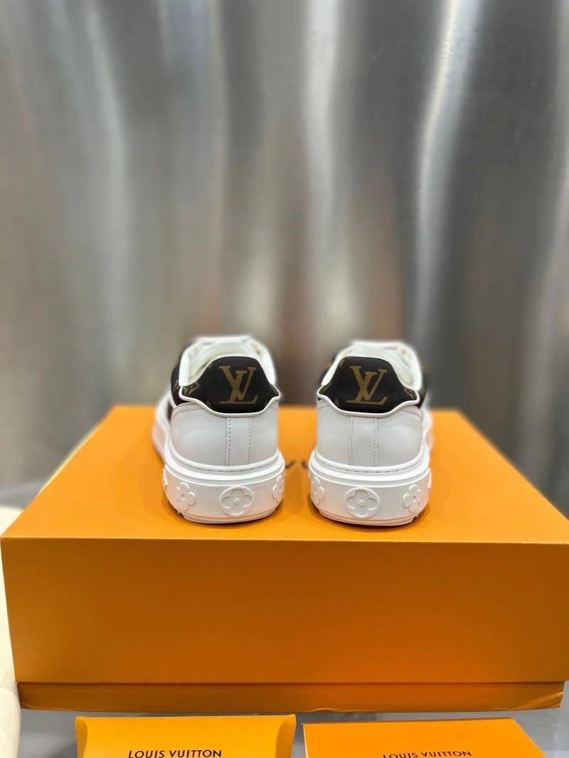 Louis Vuitton Low Shoes Unique 32332