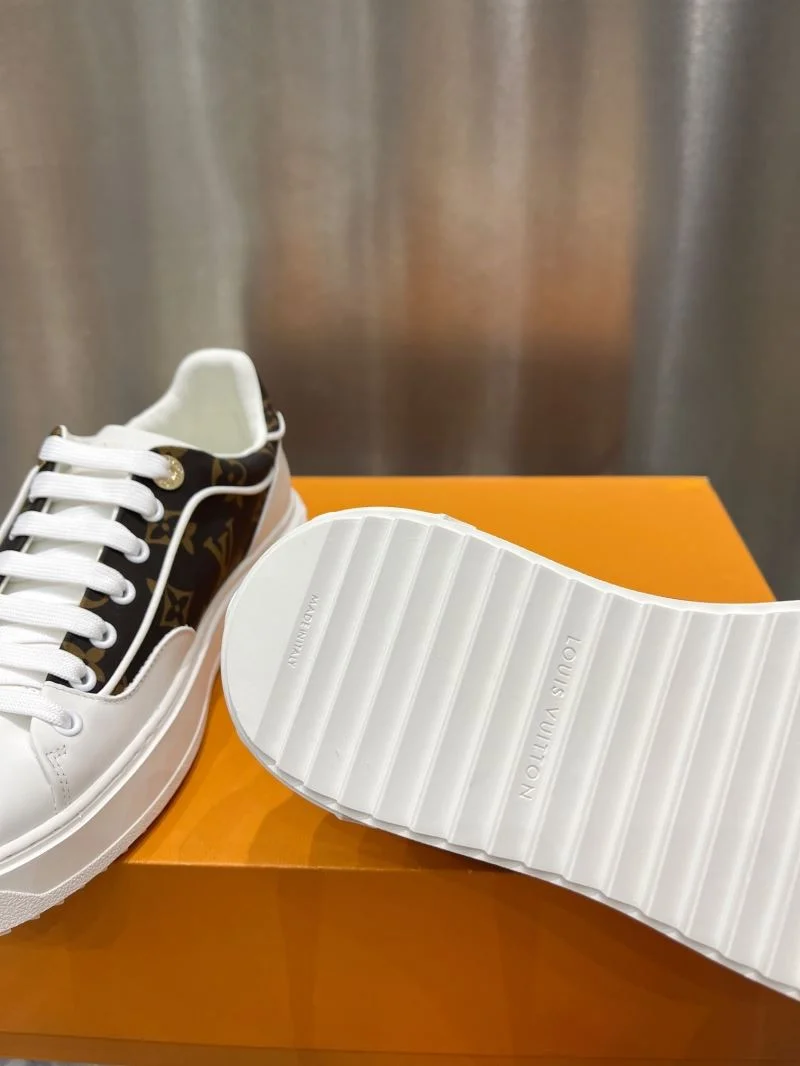 Louis Vuitton Low Shoes Unique 32332