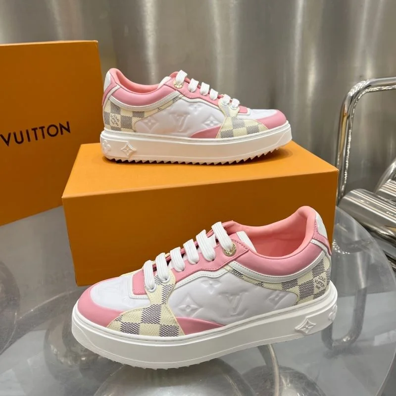 Louis Vuitton Low Shoes Unique 32331