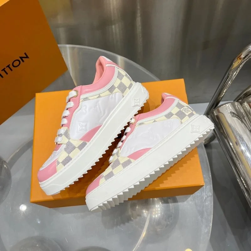 Louis Vuitton Low Shoes Unique 32331